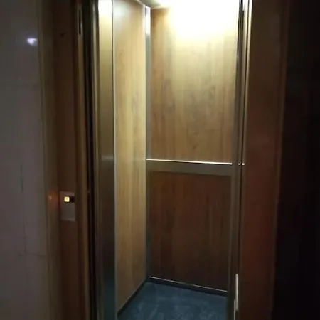 5 Y Dos Banos *
