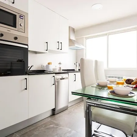 Apartamento 5 Y Dos Banos
